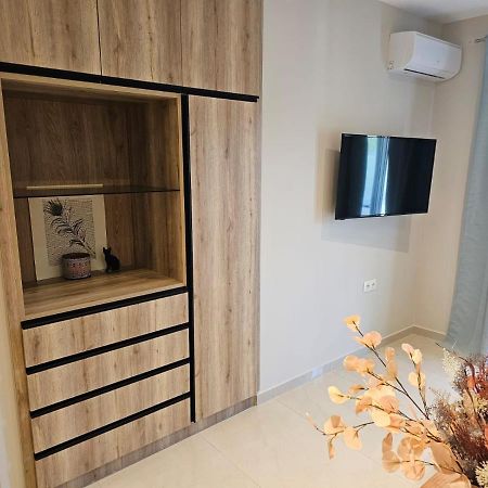Agora Luxury Apartment 3 Loutráki Exteriör bild