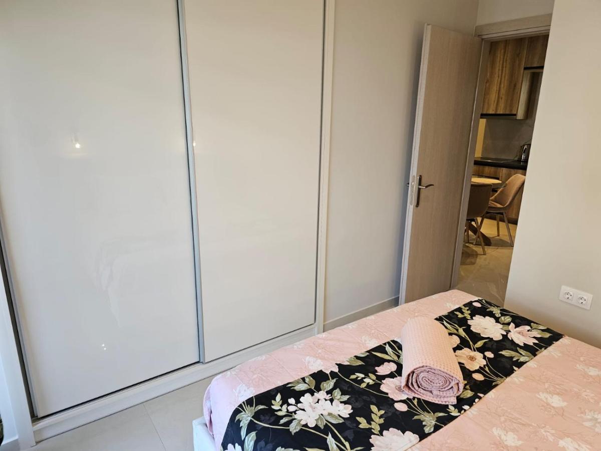 Agora Luxury Apartment 3 Loutráki Exteriör bild