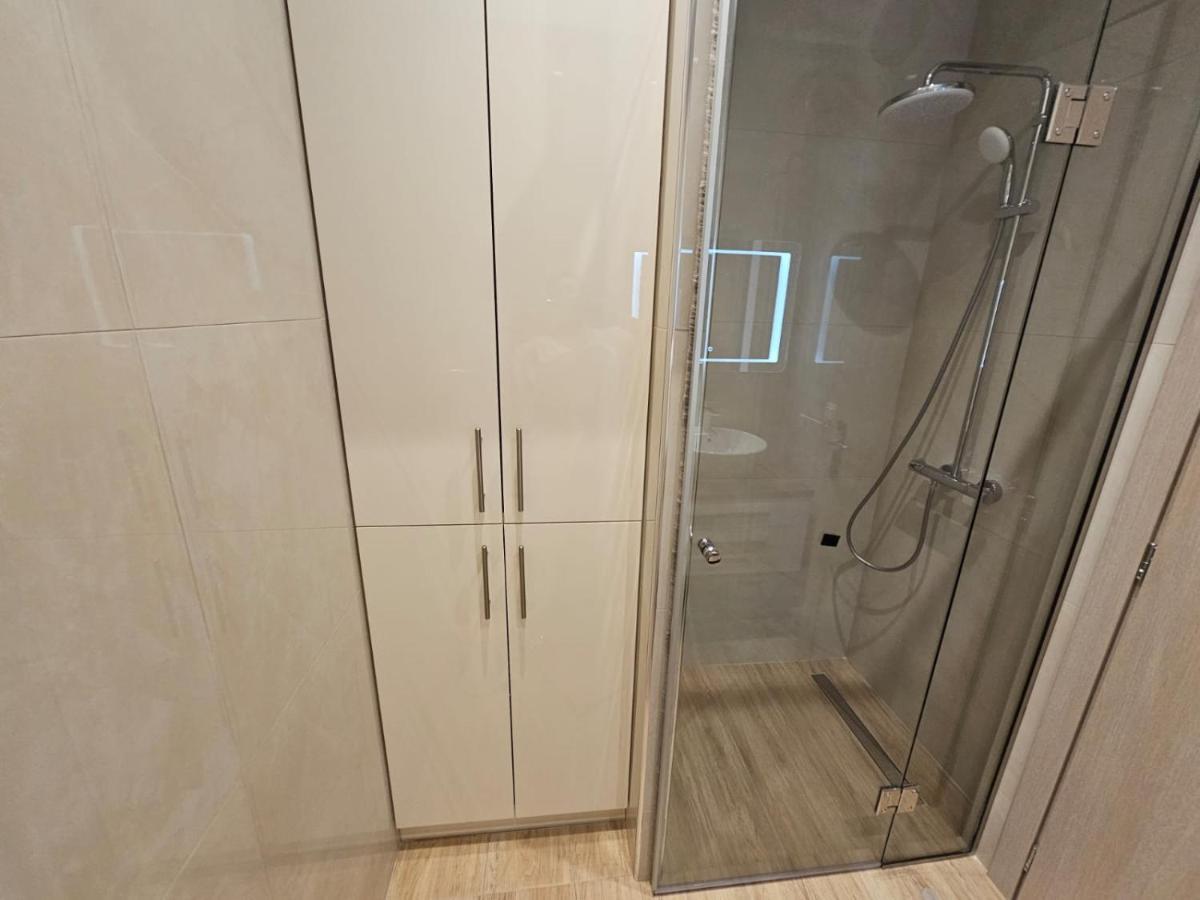 Agora Luxury Apartment 3 Loutráki Exteriör bild