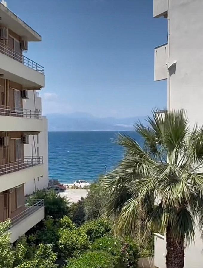 Agora Luxury Apartment 3 Loutráki Exteriör bild